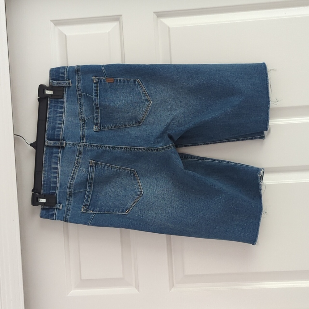 1822 Denim Bermuda jean shorts - Picture 4 of 6